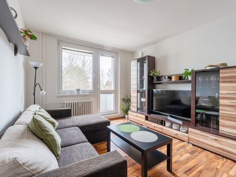 Prodej bytu v OV 2+1, 57 m², balkon – ul. Osvobození,  Tišnov