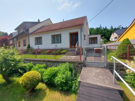 Prodej RD se zahrádkou, Deblín