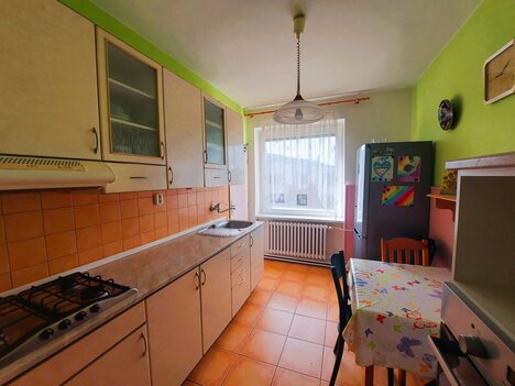 Prodej bytu 3+1 s lodžií a garáží, Drásov